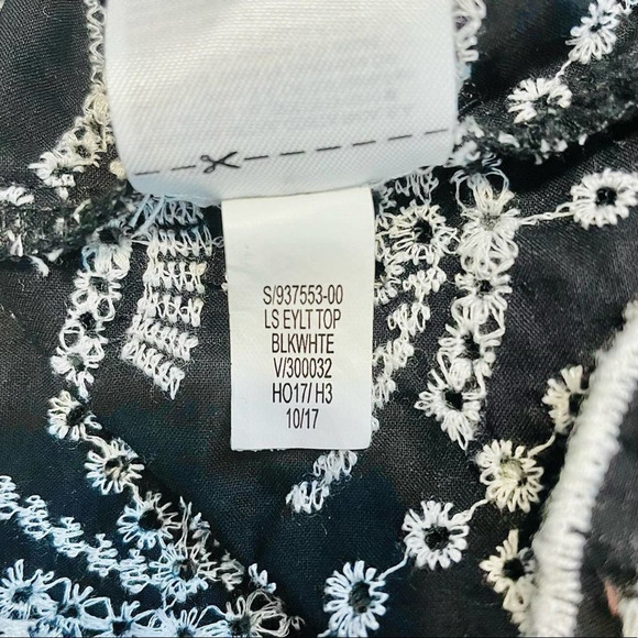 GAP Long Sleeve Eyelet Blouse Black White Boho Embroidered - Picture 11 of 12